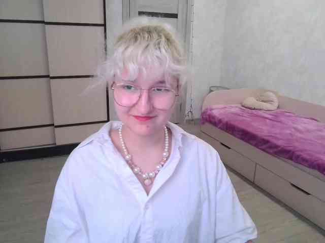 ElizabethWooler webcam