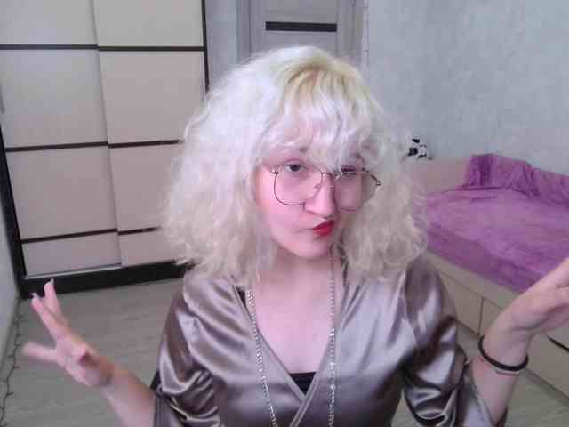 ElizabethWooler webcam