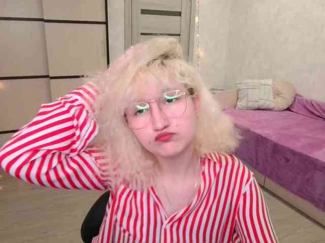 ElizabethWooler webcam