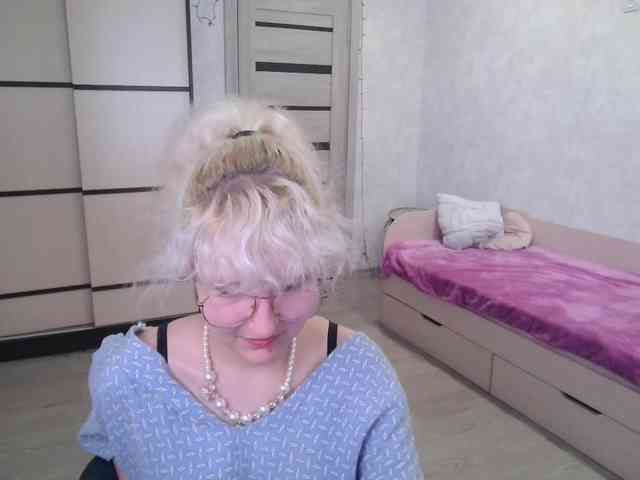 ElizabethWooler webcam