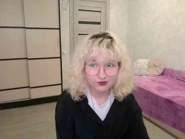 ElizabethWooler webcam