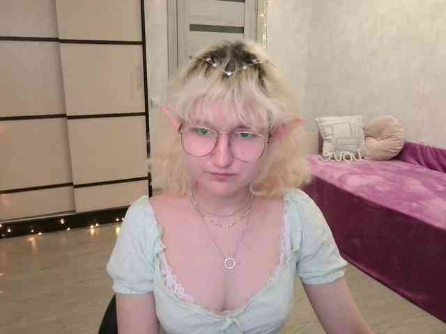 ElizabethWooler webcam