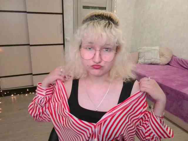 ElizabethWooler webcam