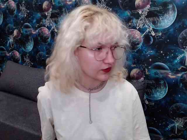ElizabethWooler webcam
