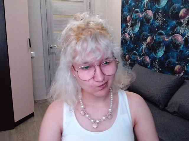 ElizabethWooler webcam