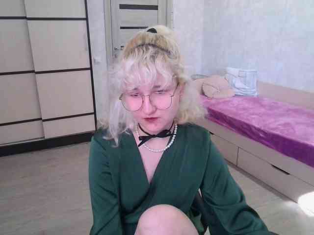 ElizabethWooler webcam