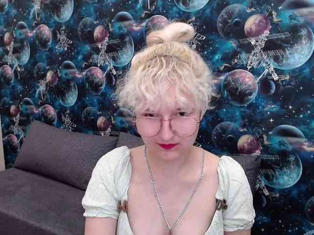 ElizabethWooler webcam