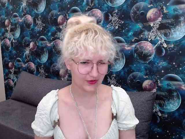 ElizabethWooler webcam