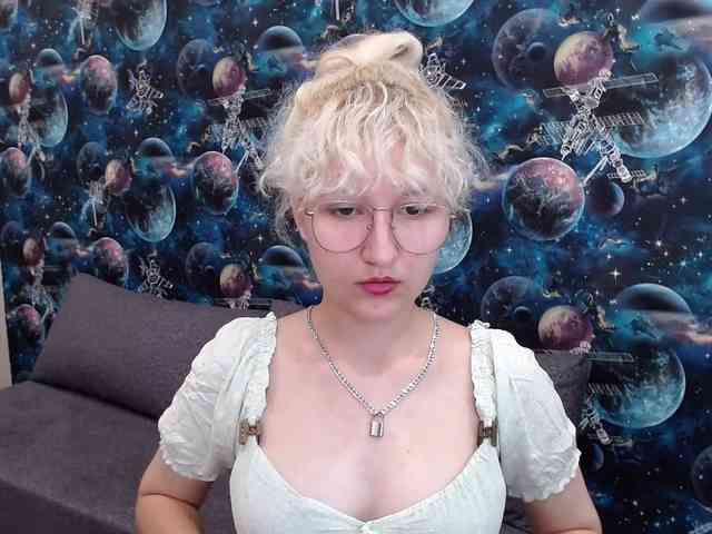 ElizabethWooler webcam