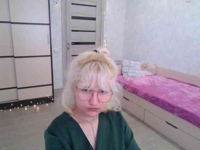 ElizabethWooler webcam