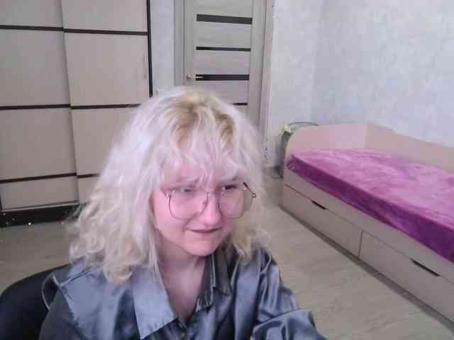 ElizabethWooler webcam