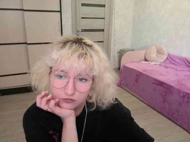 ElizabethWooler webcam
