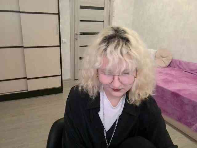 ElizabethWooler webcam