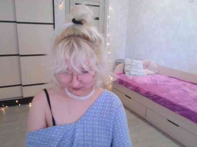 ElizabethWooler webcam