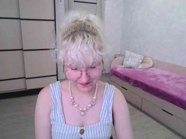 ElizabethWooler webcam