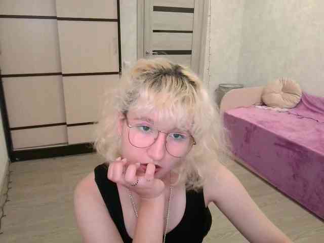 ElizabethWooler webcam