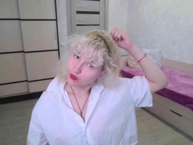 ElizabethWooler webcam