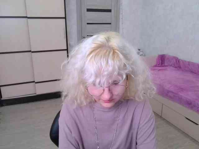 ElizabethWooler webcam
