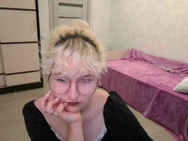 ElizabethWooler webcam