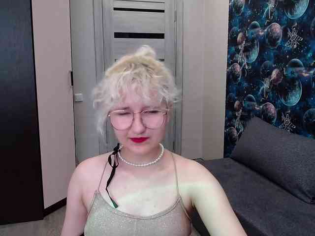 ElizabethWooler webcam