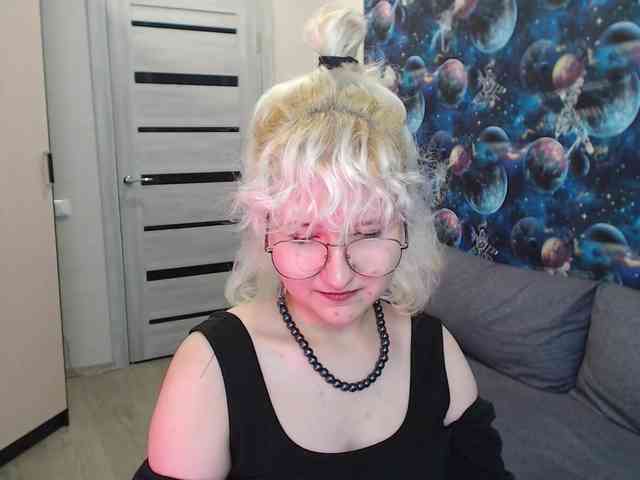 ElizabethWooler webcam