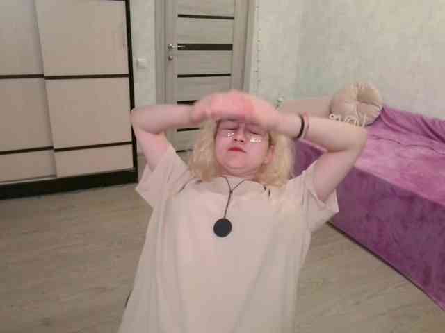 ElizabethWooler webcam