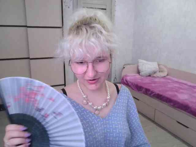 ElizabethWooler webcam