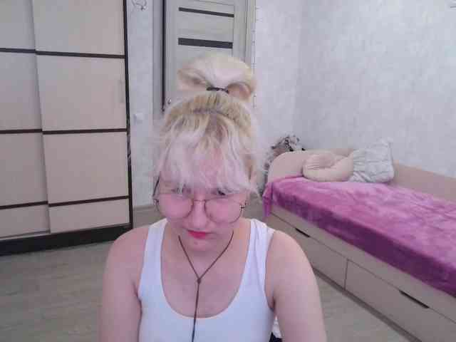 ElizabethWooler webcam