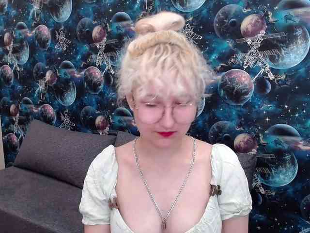 ElizabethWooler webcam