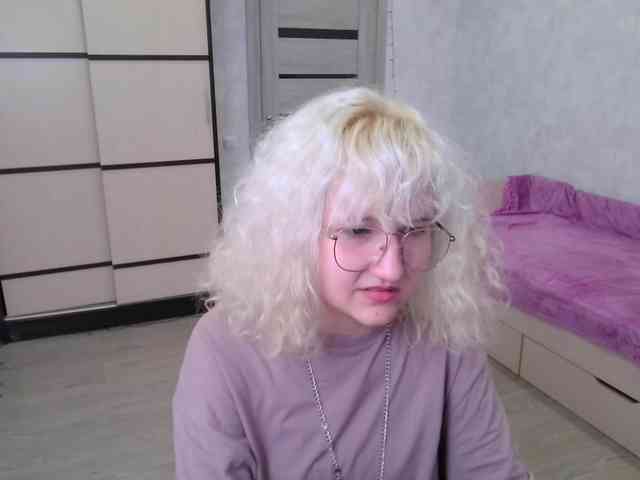 ElizabethWooler webcam