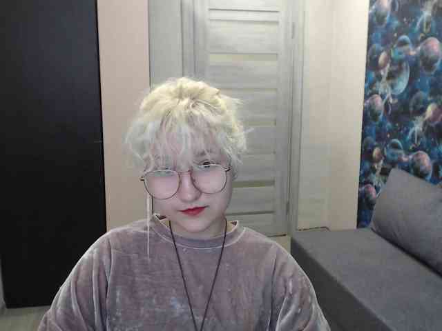 ElizabethWooler Live Webcam on BongaCams ElizabethWooler Live Webcam on BongaCams