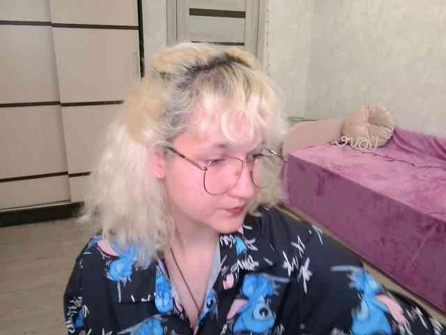 ElizabethWooler webcam