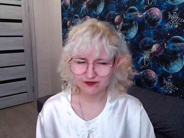 ElizabethWooler's webcam live show