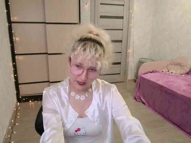 ElizabethWooler webcam