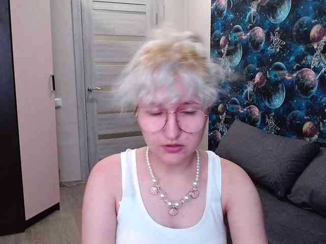 ElizabethWooler webcam