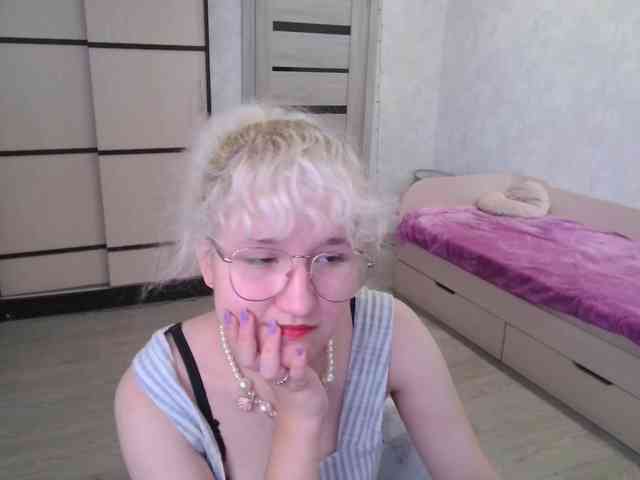 ElizabethWooler webcam
