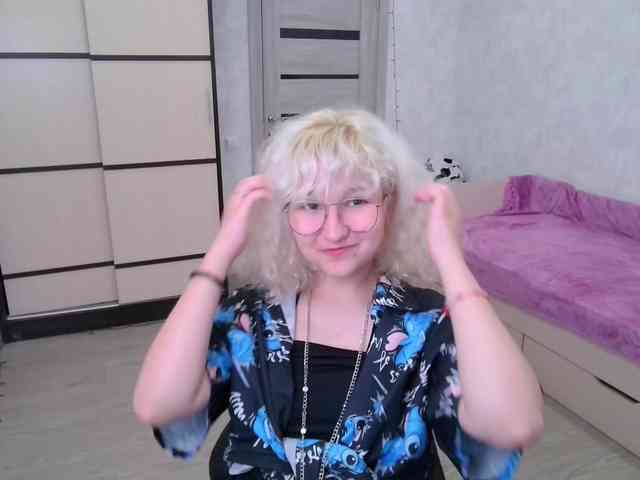 ElizabethWooler webcam