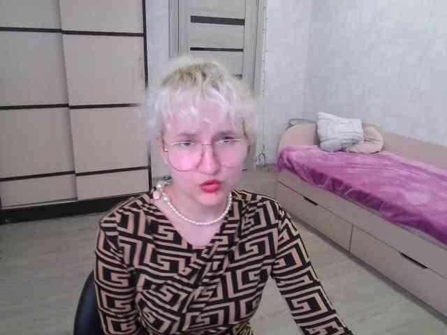 ElizabethWooler webcam