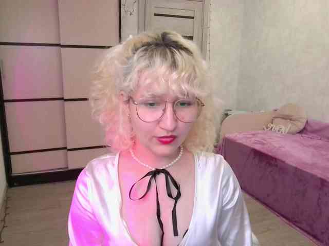 ElizabethWooler webcam