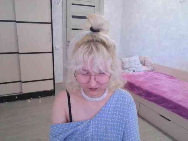 ElizabethWooler webcam