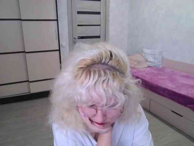 ElizabethWooler webcam