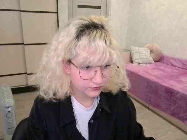 ElizabethWooler webcam