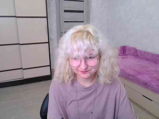 ElizabethWooler webcam