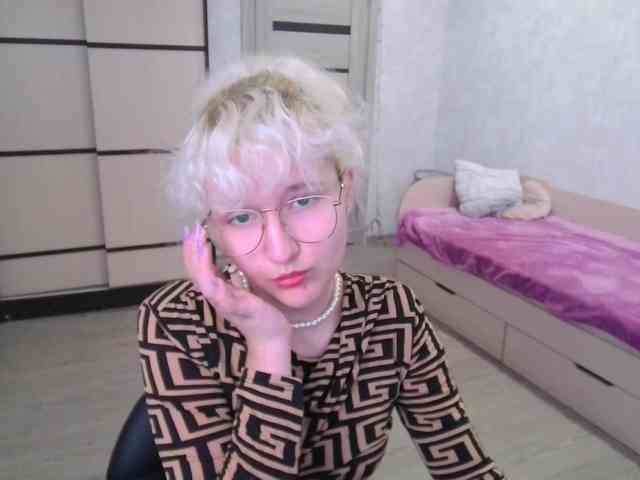 ElizabethWooler webcam