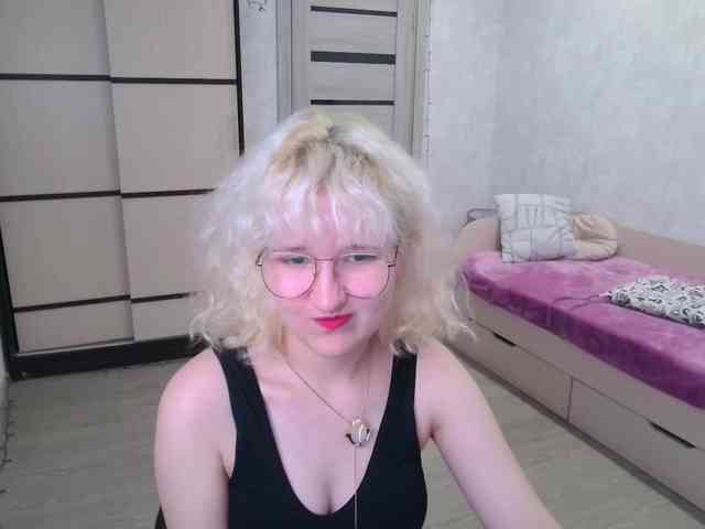 ElizabethWooler webcam