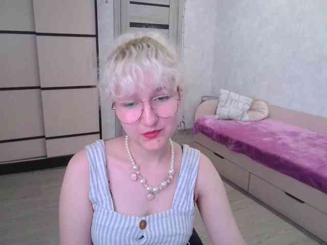 ElizabethWooler webcam