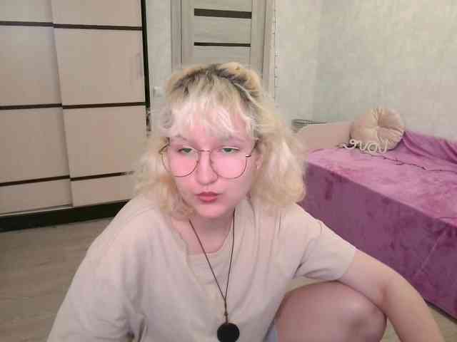 ElizabethWooler webcam