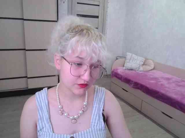 ElizabethWooler webcam