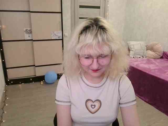 ElizabethWooler webcam