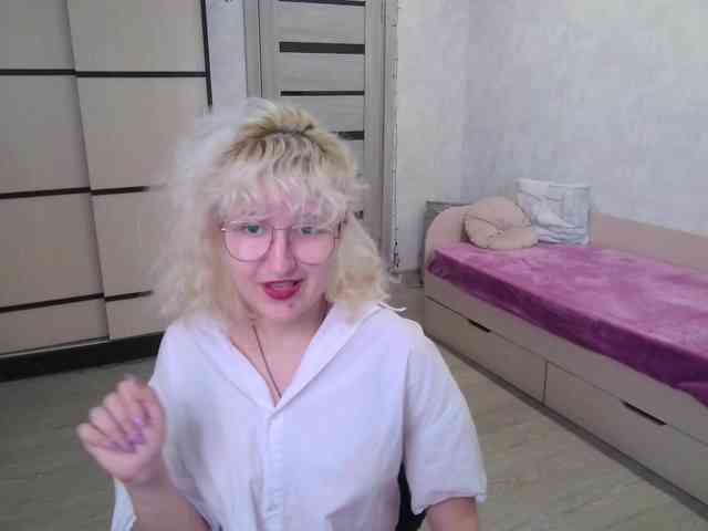 ElizabethWooler webcam